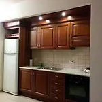 لاكيس كورت لارنكا