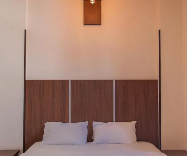 Apartamento Lakis Court Lárnaca