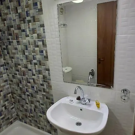 Lakis Court * Larnaca